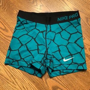 Nike Pro spandex size Medium